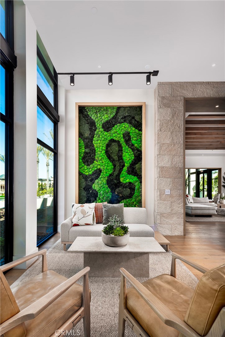 9c7dbbb2 C4be 498b 90b9 0f4da412a75e