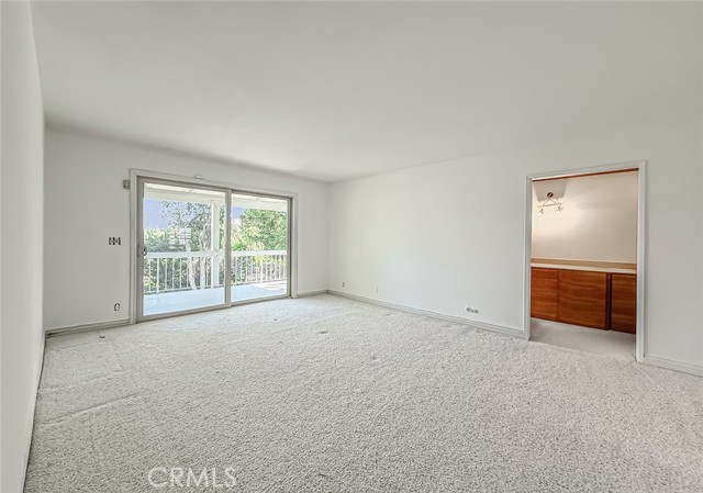 27014 Helmond Drive, Calabasas CA: https://media.crmls.org/medias/9c7dc560-bc27-4f7b-be15-d1149fdbe9e7.jpg