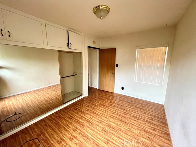 10545 Leolang Avenue photo 6