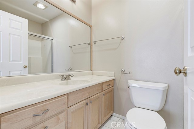 Detail Gallery Image 24 of 33 For 635 E Angeleno #D,  Burbank,  CA 91501 - 2 Beds | 2/1 Baths
