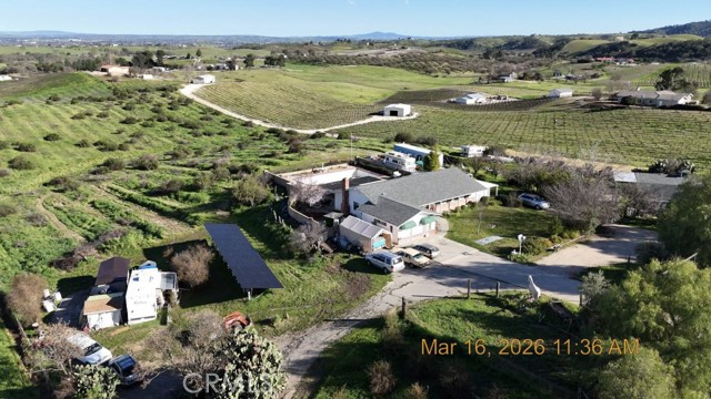 Detail Gallery Image 3 of 5 For 5770 Serrano, Paso Robles,  CA 93446 - 6 Beds | 4 Baths