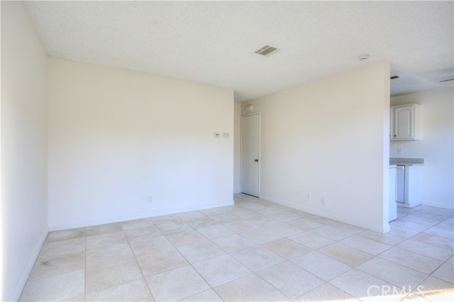 Detail Gallery Image 6 of 32 For 1264 S Diamond Bar, Diamond Bar,  CA 91765 - 3 Beds | 1/1 Baths