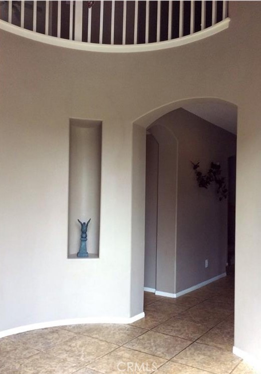 Detail Gallery Image 11 of 25 For 43 Valencia Ln, Redlands,  CA 92374 - 5 Beds | 3/1 Baths