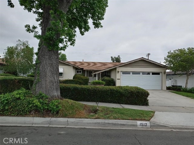 Detail Gallery Image 2 of 30 For 1512 N Amber Ct, Ontario,  CA 91762 - 4 Beds | 2 Baths