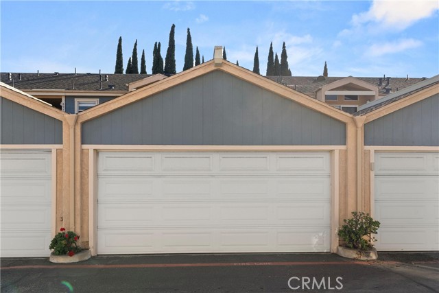 8946 Palika Place, Garden Grove, California 92841, 2 Bedrooms Bedrooms, ,2 BathroomsBathrooms,Condominium,For Sale,Palika,OC25010705