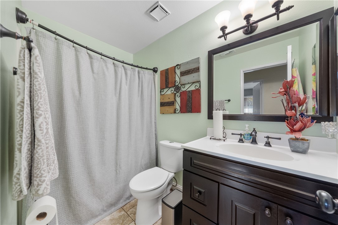 Detail Gallery Image 8 of 15 For 1394 Alru St, Rialto,  CA 92316 - 4 Beds | 2 Baths