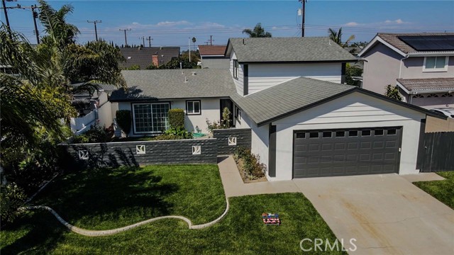 Detail Gallery Image 2 of 24 For 9355 El Blanco Ave, Fountain Valley,  CA 92708 - 3 Beds | 2 Baths