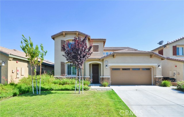 15585 Pumpkin Pl, Fontana, CA 92336