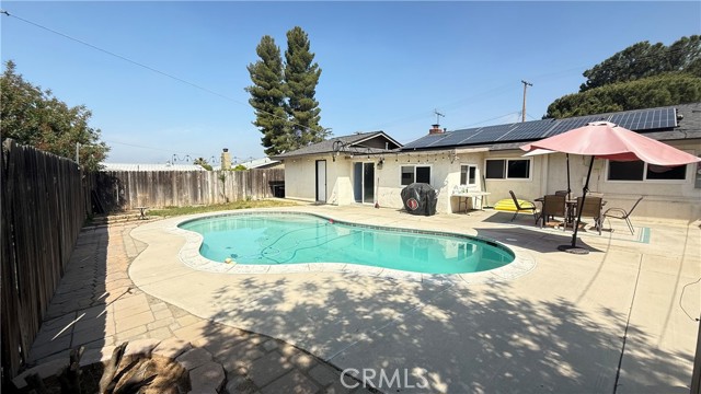 35405 Date Avenue, Yucaipa CA: https://media.crmls.org/medias/9c842e12-f396-4bbf-9c1b-4a0afb19efcb.jpg