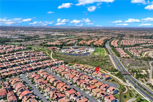 109 Ritual, Irvine CA: https://media.crmls.org/medias/9c84c3a7-33cb-464c-a84b-5d3818207c63.jpg