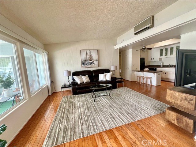 13721 El Dorado Dr. M3-#20K, Seal Beach CA: https://media.crmls.org/medias/9c84f3df-eb10-428c-b61e-e18e04a33a6f.jpg