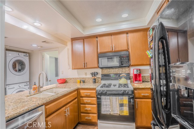 Detail Gallery Image 14 of 43 For 1903 Temple Ave #228,  Signal Hill,  CA 90755 - 1 Beds | 1 Baths