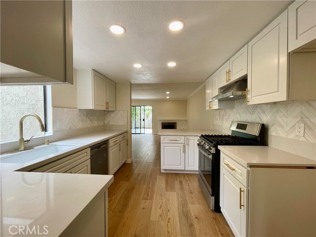 Detail Gallery Image 5 of 32 For 23 Sunfish #33,  Irvine,  CA 92604 - 3 Beds | 2/1 Baths