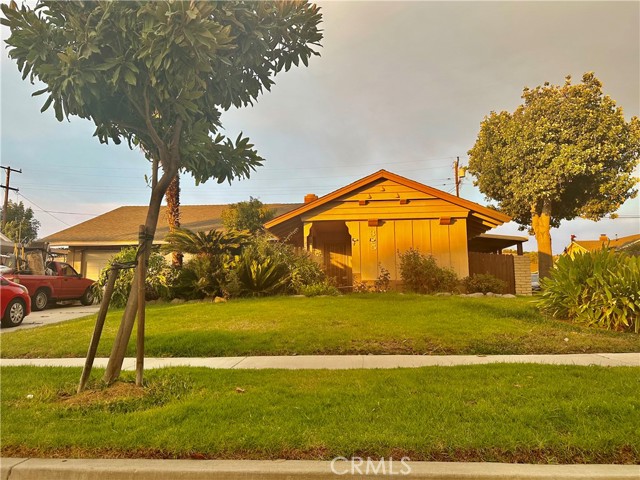 385 Blackpine Dr, Corona, CA 92879