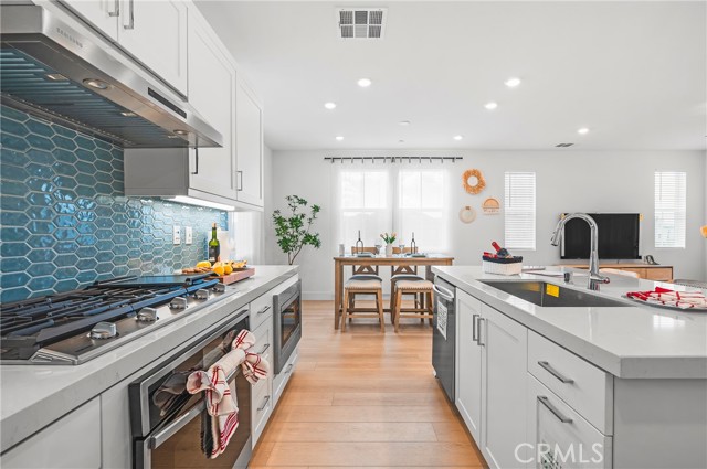 Detail Gallery Image 18 of 43 For 1291 Windmill Road, Rancho Mission Viejo,  CA 92694 - 4 Beds | 3/1 Baths