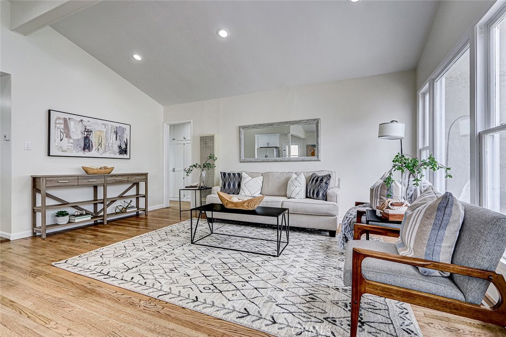 22005 Palos Verdes Boulevard