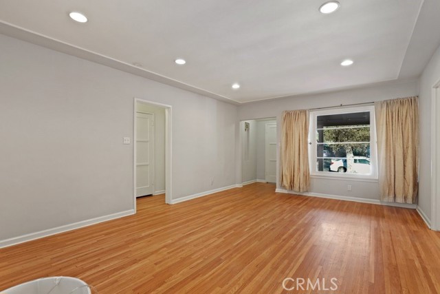 5725 Lemp Avenue photo 8
