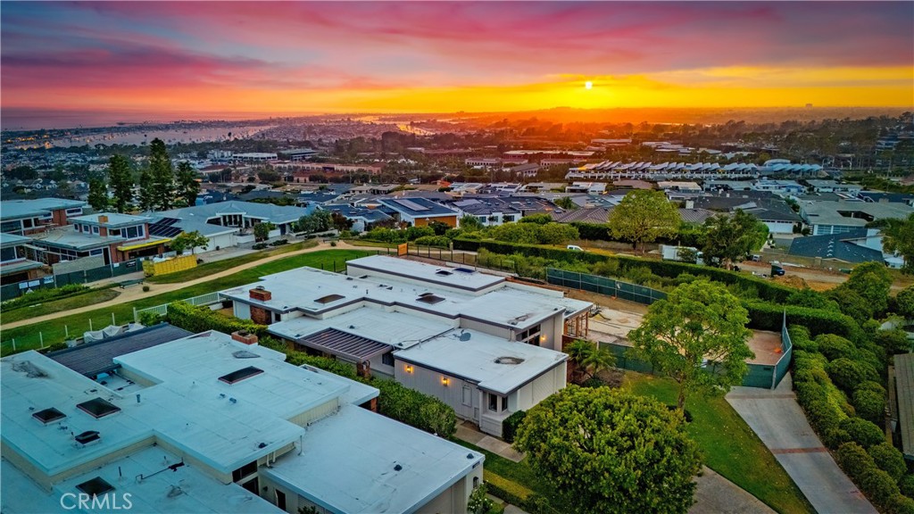 9c88a30b Cf7c 4b59 8a9f Da3ddc387df1