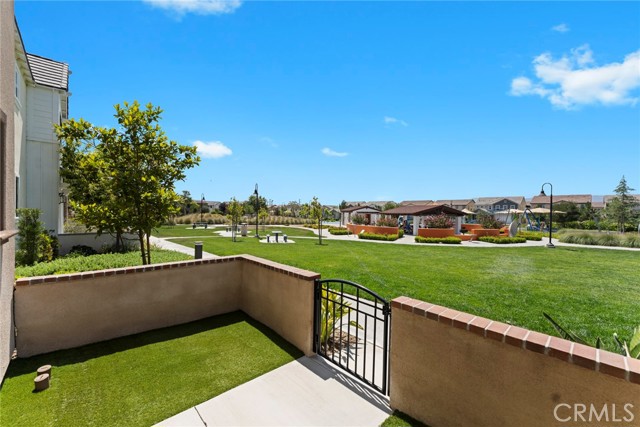 8729 Roving Place, Chino CA: https://media.crmls.org/medias/9c88a5b6-f249-4b0f-877a-47016584c8fc.jpg