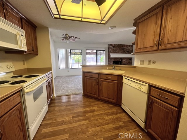 1716 Woodbrook Lane, Fallbrook, California 92028, 2 Bedrooms Bedrooms, ,2 BathroomsBathrooms,Residential rental,For Sale,Woodbrook Lane,OC24131421