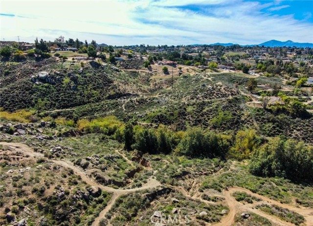 0 Horizon View Drive, Riverside CA: https://media.crmls.org/medias/9c890995-45e7-4968-b2cd-de2d32b27678.jpg