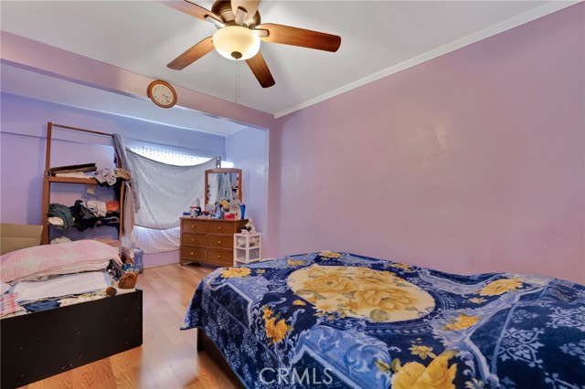 2621 Vineyard Avenue, Los Angeles CA: https://media.crmls.org/medias/9c89b53a-9855-4201-b7d6-39f65fde1391.jpg