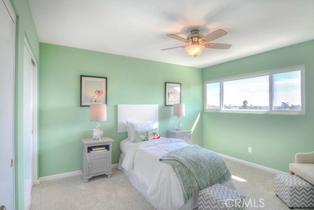 1400 Diamond Street, Redondo Beach, California 90277, 4 Bedrooms Bedrooms, ,1 BathroomBathrooms,Residential,Sold,Diamond,SB17053482