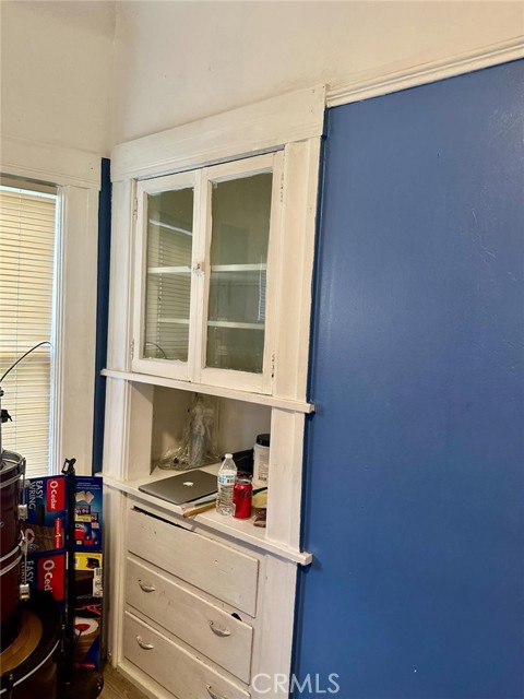 Detail Gallery Image 7 of 12 For 1434 40th, Oakland,  CA 94601 - 3 Beds | 2/1 Baths