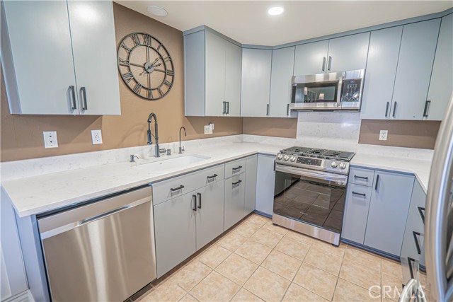 Detail Gallery Image 19 of 62 For 1770 E Avenida De Las Flores, Thousand Oaks,  CA 91362 - 2 Beds | 2 Baths