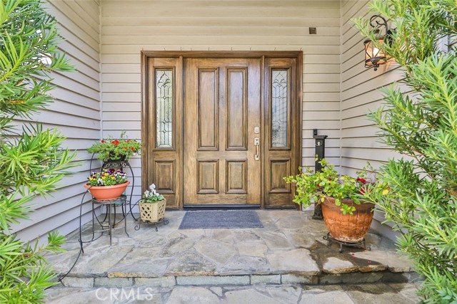 11583 Flowerwood Court, Moorpark CA: https://media.crmls.org/medias/9c8acd73-990b-4681-a22f-3f0e1293b23d.jpg