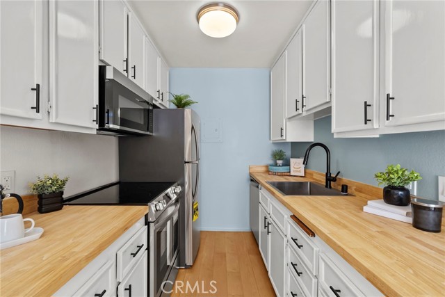 Detail Gallery Image 6 of 22 For 1735 #425 N Fuller #425,  Los Angeles,  CA 90046 - 1 Beds | 1 Baths