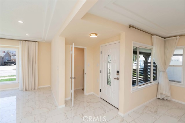 Detail Gallery Image 7 of 44 For 536 Myrtle St, Glendale,  CA 91203 - 2 Beds | 2 Baths