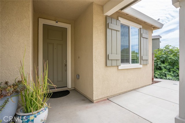 Detail Gallery Image 2 of 20 For 2453 Creekview Dr, Merced,  CA 95340 - 3 Beds | 2 Baths