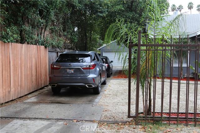 7419 Alabama Avenue, Canoga Park CA: https://media.crmls.org/medias/9c8bb502-4bc6-4aeb-9a5d-4b21e9d10d80.jpg