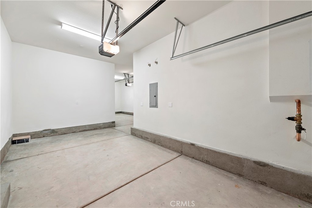 MLS #LG25238817 image #9