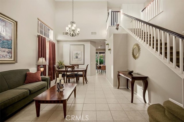 Detail Gallery Image 2 of 58 For 14666 Ontario Cir, Fontana,  CA 92336 - 4 Beds | 2/1 Baths