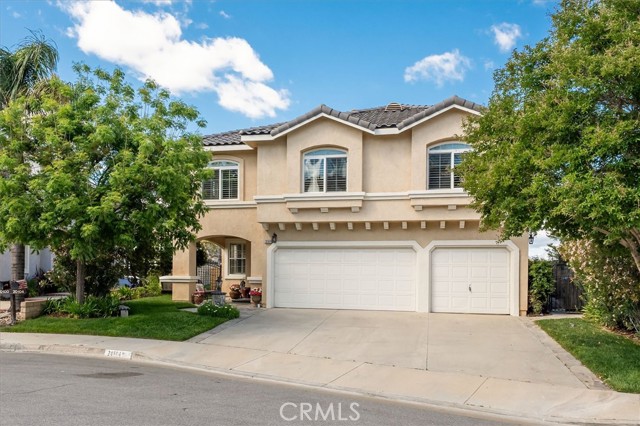 20104 Gina Court, Saugus CA: https://media.crmls.org/medias/9c8c539f-9612-44a4-80c1-8a32de8d0f7a.jpg