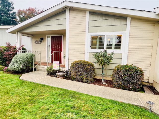 Detail Gallery Image 4 of 27 For 2050 Springfield #213,  Chico,  CA 95928 - 2 Beds | 2 Baths