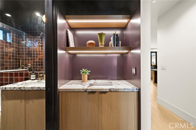 Detail Gallery Image 35 of 40 For 2212 Cliff Dr, Newport Beach,  CA 92663 - 5 Beds | 5/1 Baths