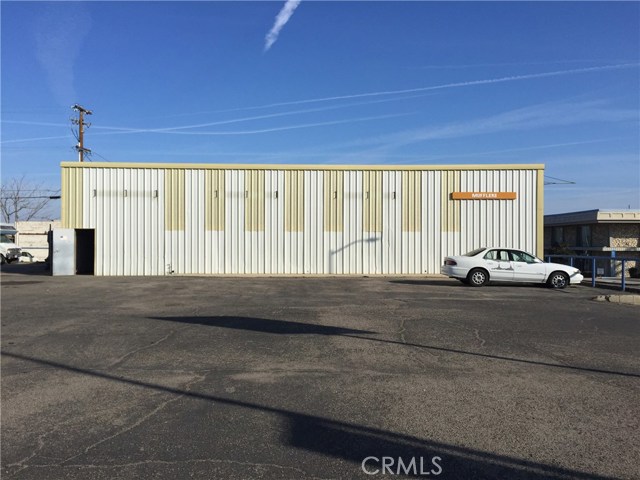 Image 6 of 12 For 400 North Street