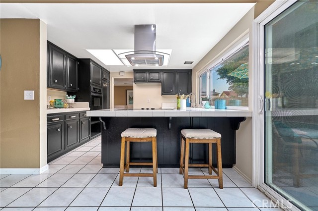 7531 Los Trancos Circle, La Palma CA: https://media.crmls.org/medias/9c8ed801-13ca-456f-9329-82cd67483f3f.jpg