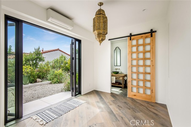 Detail Gallery Image 29 of 42 For 825 Coast View Dr, Laguna Beach,  CA 92651 - 3 Beds | 3/1 Baths