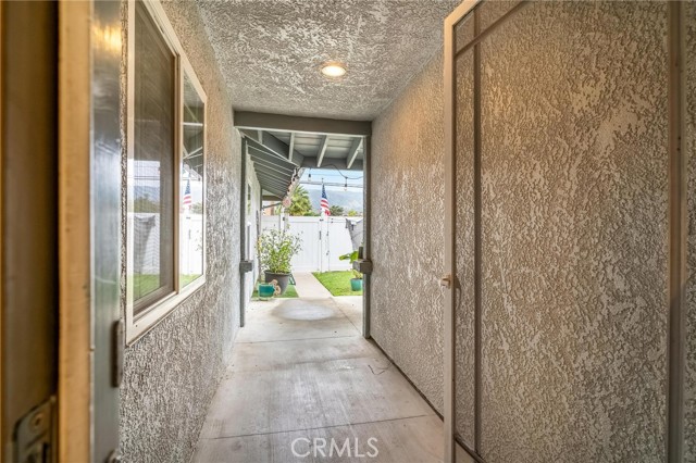 Detail Gallery Image 10 of 39 For 330 E Gladstone St, San Dimas,  CA 91773 - 4 Beds | 3 Baths