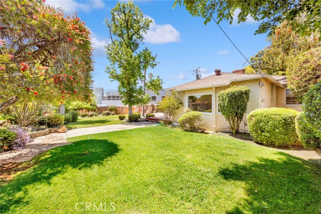 Detail Gallery Image 27 of 31 For 1202 Bruce Ave, Glendale,  CA 91202 - 2 Beds | 2 Baths