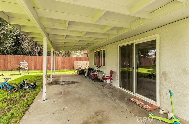 Detail Gallery Image 28 of 31 For 946 W Dakota Ave, Fresno,  CA 93705 - 3 Beds | 2 Baths