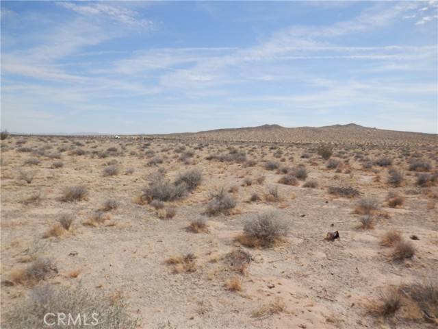 0 Holstead Road, Hinkley CA: https://media.crmls.org/medias/9c91a063-d1f3-4403-9885-f8cd3e8474bf.jpg