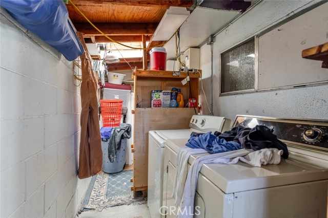 Detail Gallery Image 33 of 40 For 2945 Estara Ave, Los Angeles,  CA 90065 - 4 Beds | 2 Baths