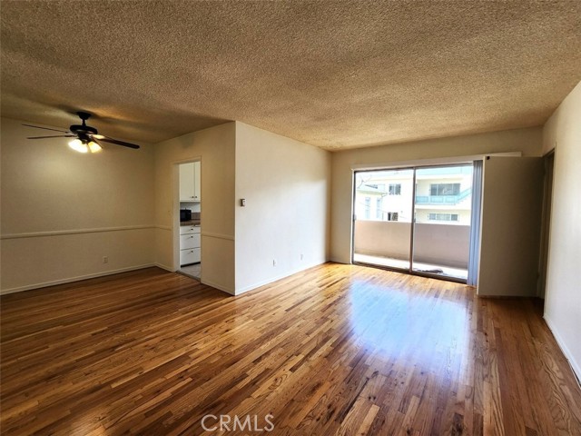 Detail Gallery Image 4 of 14 For 8829 Alcott St #7,  Los Angeles,  CA 90035 - 1 Beds | 1 Baths