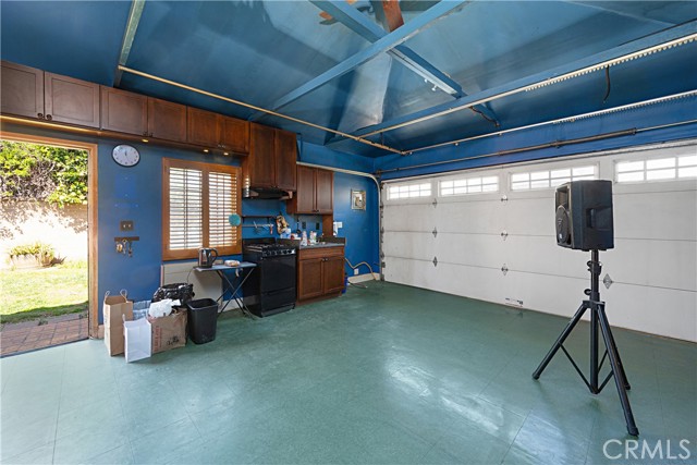 Detail Gallery Image 40 of 43 For 3967 Berryman Ave, Los Angeles,  CA 90066 - 2 Beds | 1 Baths