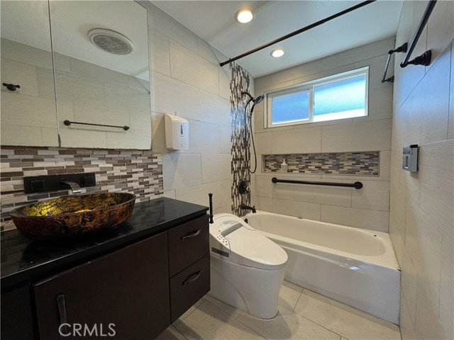 Detail Gallery Image 15 of 19 For 11662 West Street, Garden Grove,  CA 92840 - 3 Beds | 2 Baths